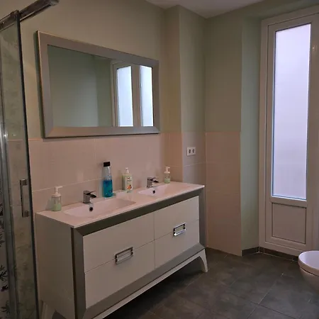 Centrico Rh - Sol 4 Apartmán *